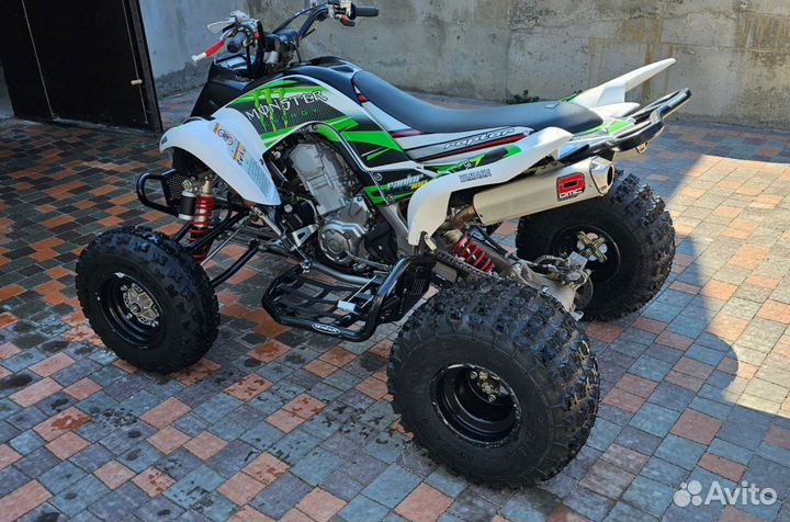 Yamaha YFM700R