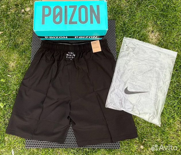 Шорты Nike
