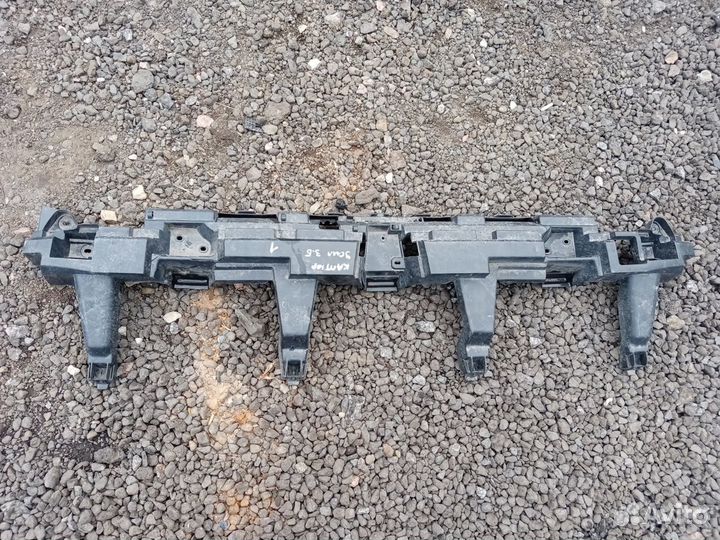 Усилитель заднего бампера на Рено Каптюр 18г