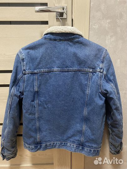 Джинсовая куртка утепленная женская