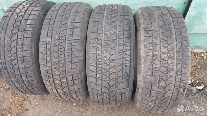 Tigar Winter 1 235/55 R17