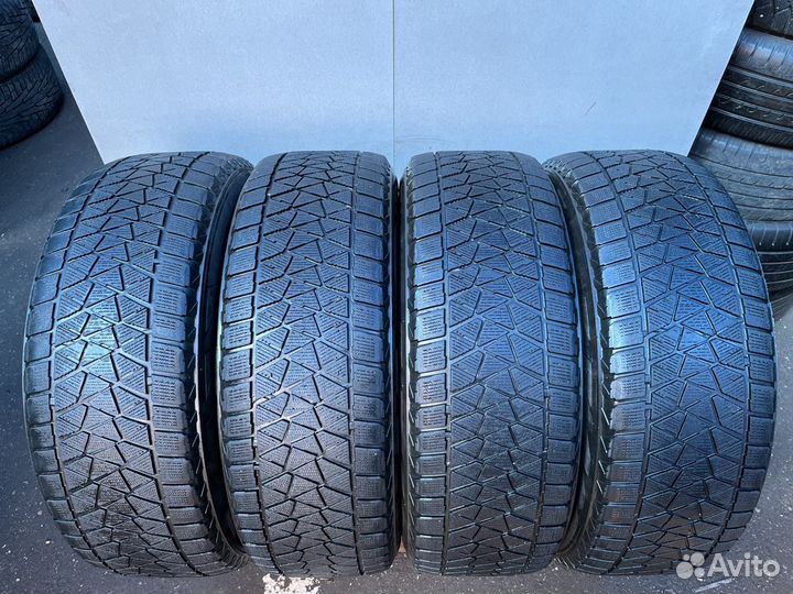 Bridgestone Blizzak DM-V2 235/65 R17