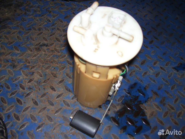 Хендай акцент насос топливный