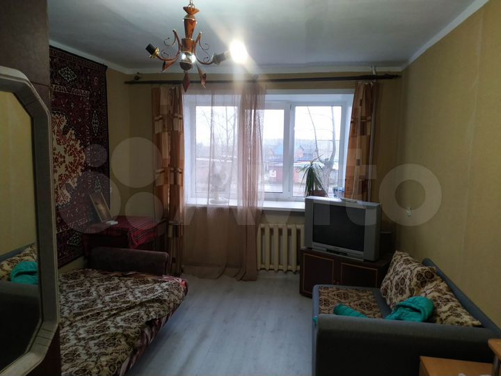 Комната 18,8 м² в 3-к., 2/4 эт.