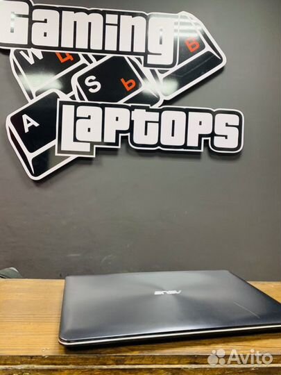 Ноутбук Asus / AMD A8 / 8Gb