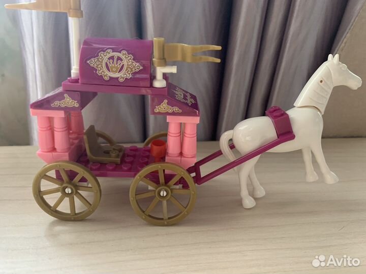 Набор кукол и аксессуаров