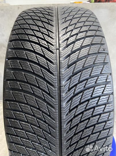 Michelin Pilot Alpin 5 SUV 285/40 R22 110V