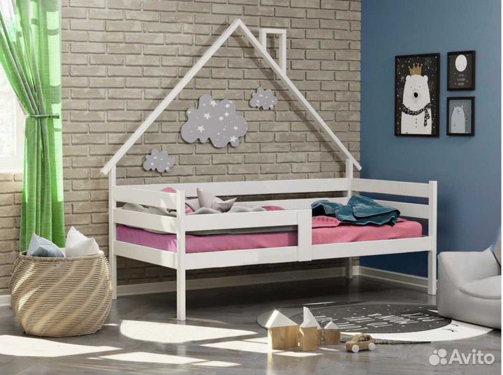 Софа для малыша из массива Домик высокий борт