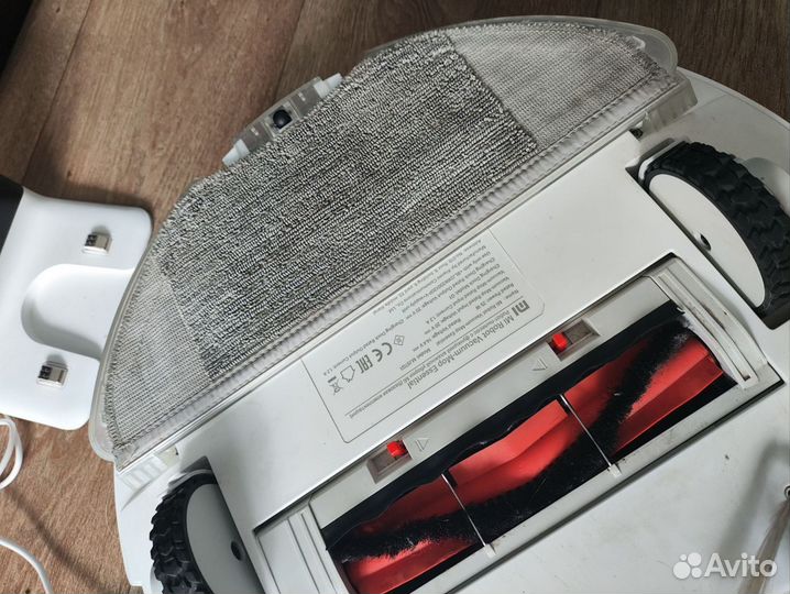 Робот пылесос xiaomi mi robot vacuum mop essential