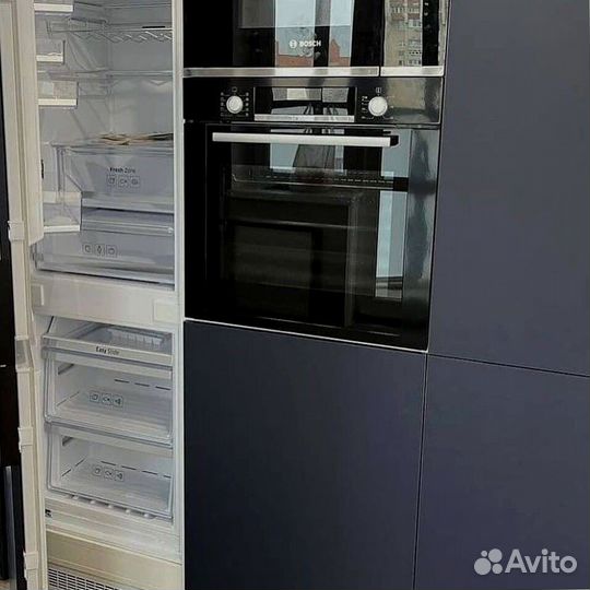 Угловой кухонный гарнитур современный