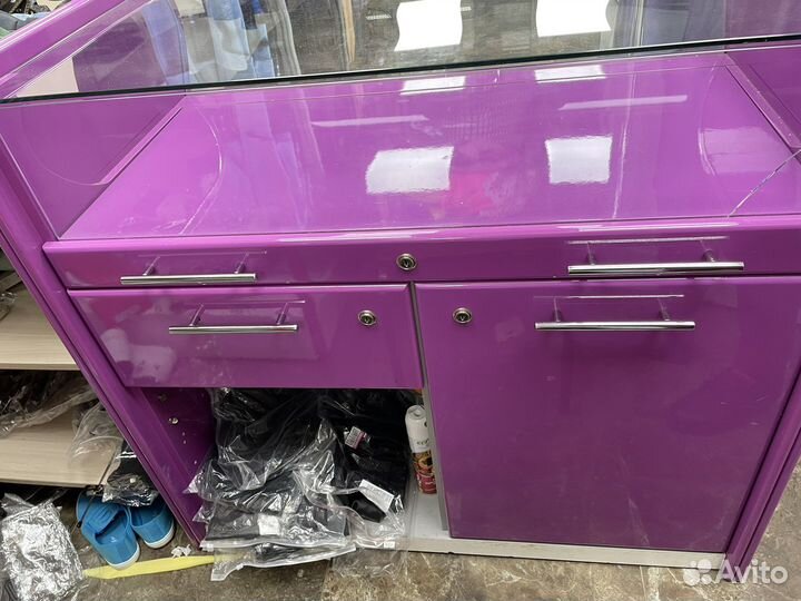 Торговая стойка