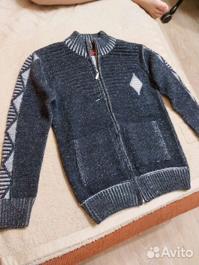 Джемпер на мальчика 12-13лет