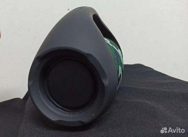 Колонка JBL Boombox