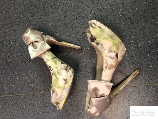 Туфли женские