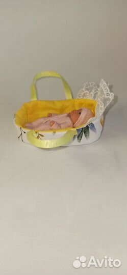 Переноска, конверт, одеяло для маленькой куклы