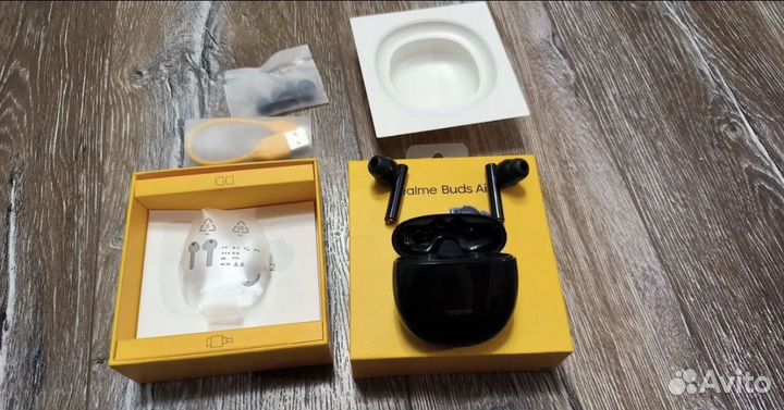 Беспроводные наушники realme buds air 2