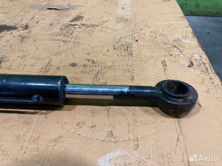 Цилиндр подъема кабины MAN TGA