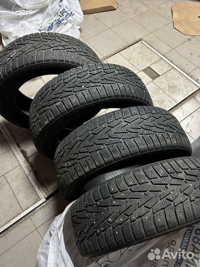 Nokian Tyres Hakkapeliitta 7 SUV 215/60 R17 100T