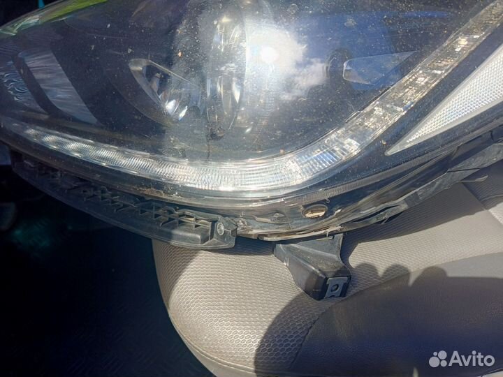 Фара передняя левая на hyundai solaris 2019год