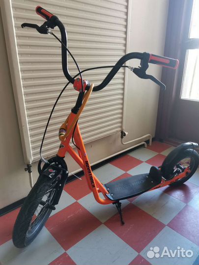 Самокат Novatrack