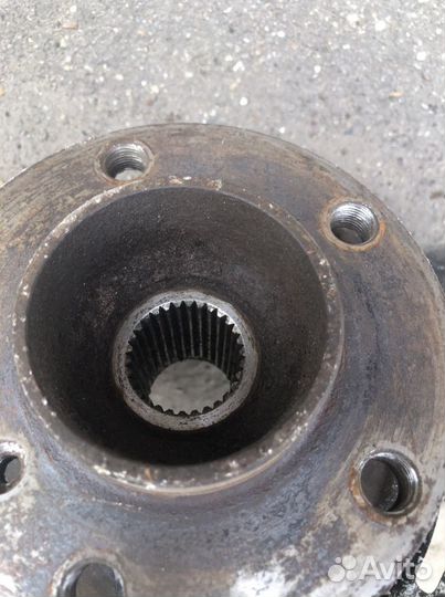 Кулак задний цапфа со ступицой BMW X5 X6