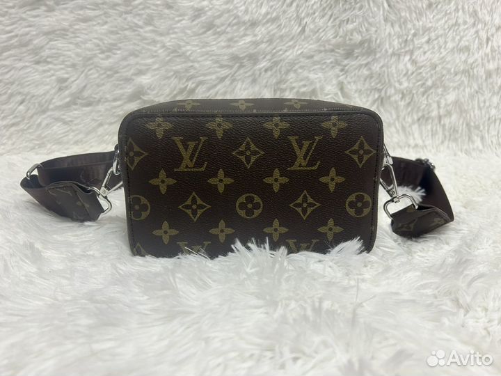 Сумка LV коричневая новая 18х12х8 см