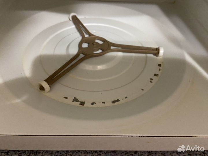 Работающая Микроволновая печь lg