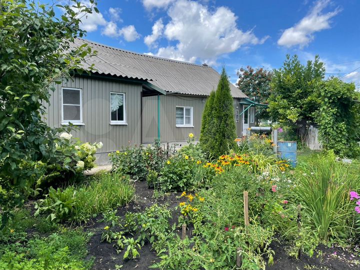 Дом 99 м² на участке 35 сот.