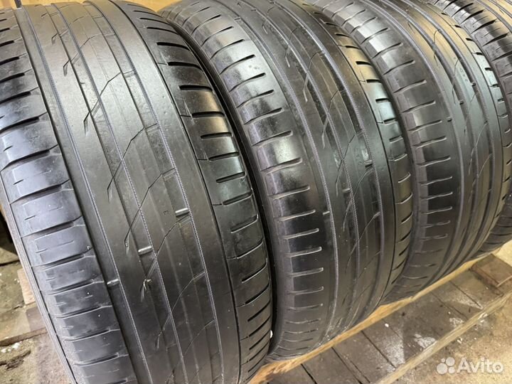 Nokian Tyres Hakka Black SUV 275/55 R20