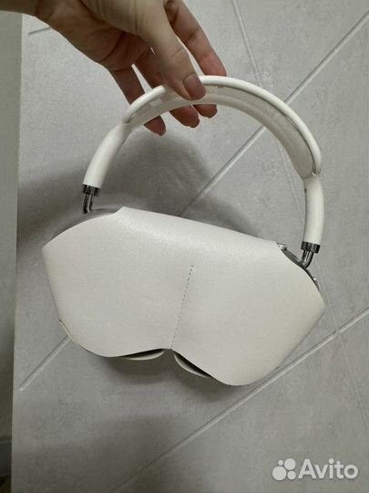 AirPods Max 2024 со съемными амброшюрами