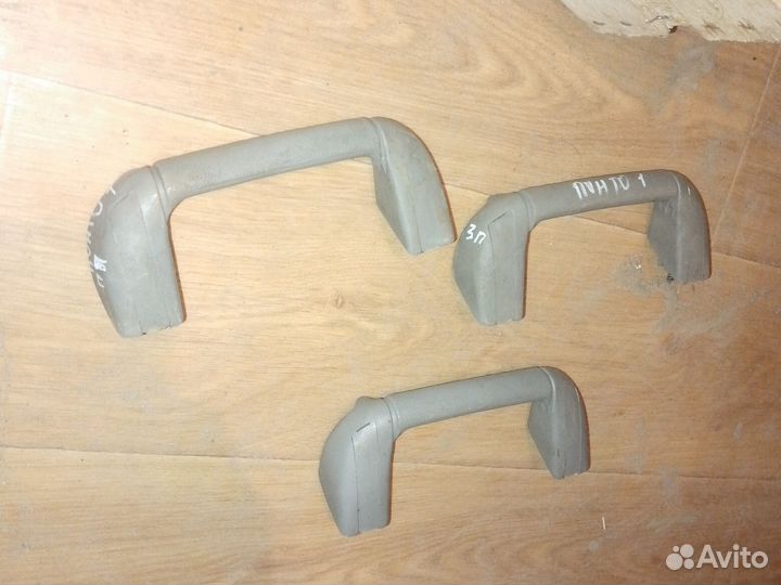 Ручка потолка Фиат пунто 1