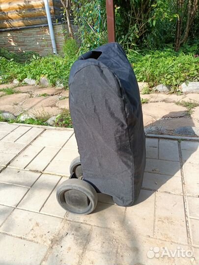 Прогулочная коляска Mountain buggy Nano