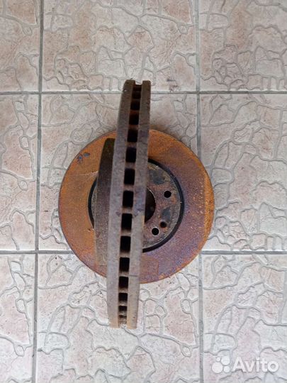 Диск тормозной передний на киа сид 2011г