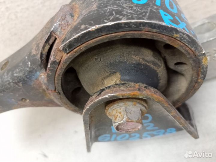 Опора двигателя Лексус RX 2