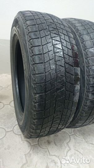 Bridgestone Blizzak DM-V1 225/65 R17 102R