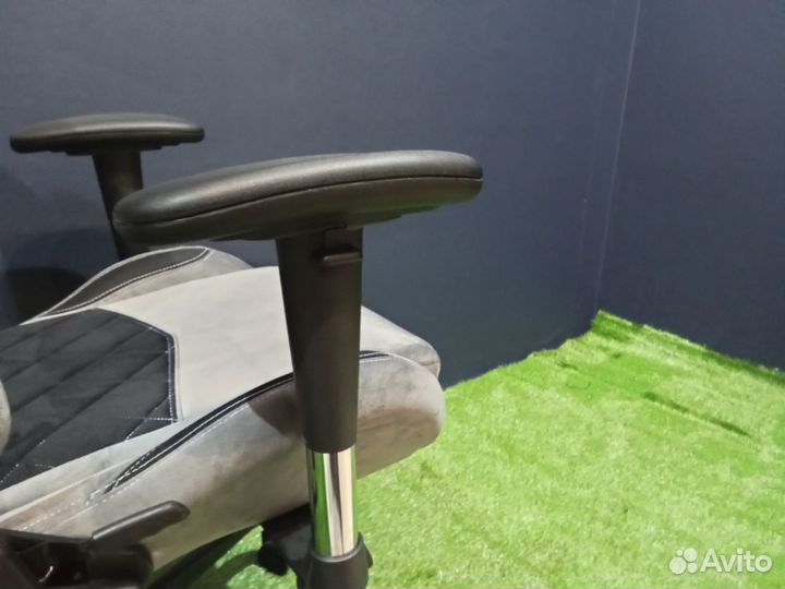 Игровое кресло