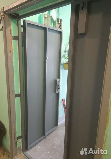 Дверь для тамбура