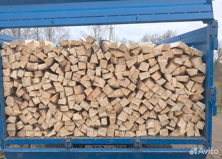 Дровa колотые навалом