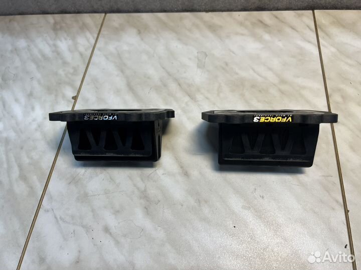 Клапана лепистковые brp summit 600