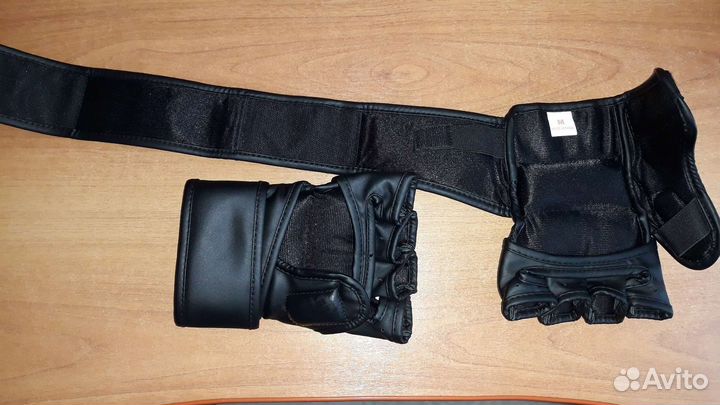 Перчатки venum для смешанных единоборств