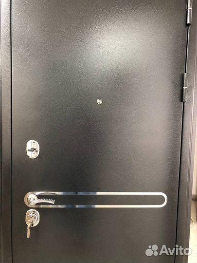 Дверь входная новая «Броня»