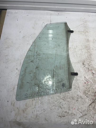 Стекло двери (Kia Sorento)