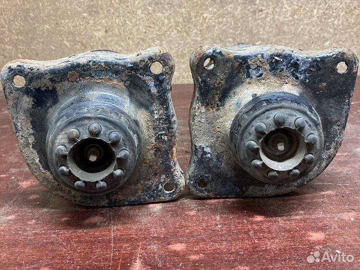 Задние стойки ауди 100 С4