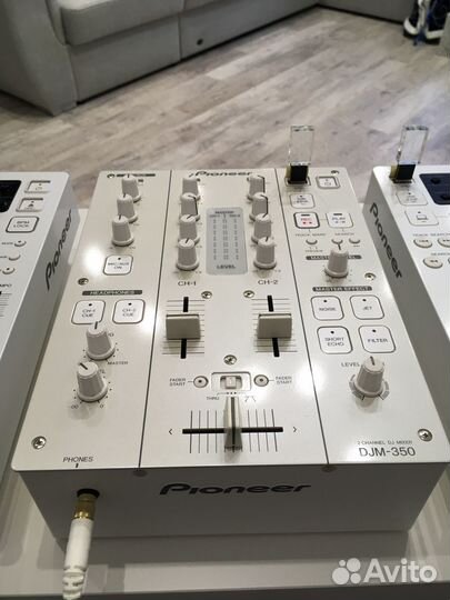Pioneer 350 pack white