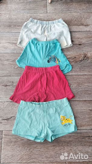 Одежда для девочки пакетом 128-134