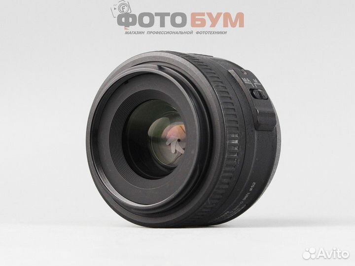 Объектив Nikon AF-S 35mm f1.8 DX