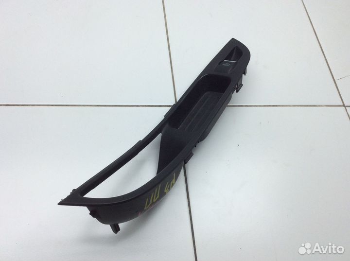 Кнопка стеклоподъемника пер правая Ford Focus 3