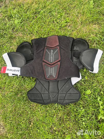 Нагрудник хоккейный sr l