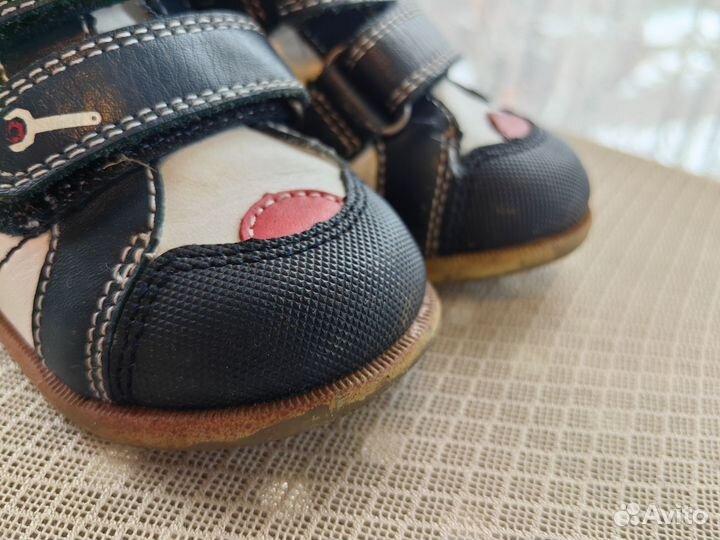 Ботинки демисезонные для мальчика 20