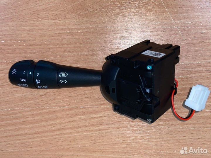 Переключатель поворота света Лада Веста - Valeo ар